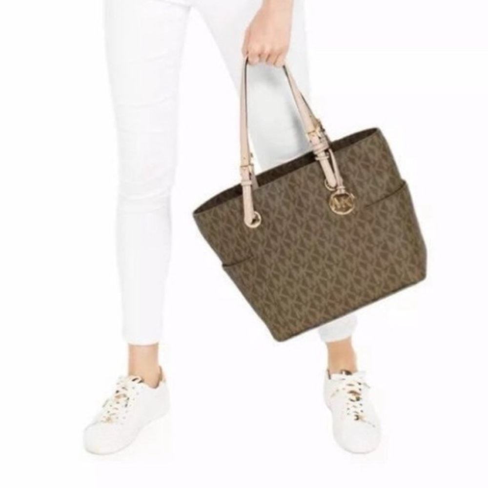 Michael Kors Jet Set East West Travel Large Tote in Signature Brown/Mocha